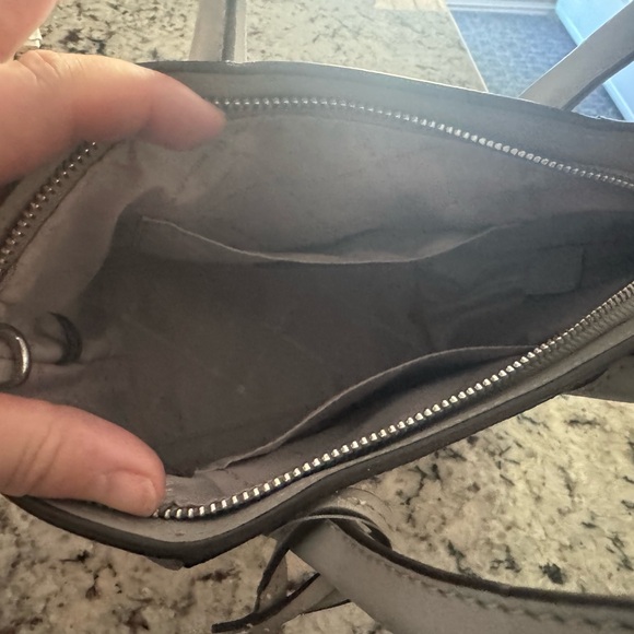 Used Michael Kors purse - Picture 2 of 5